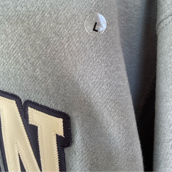 Boston Massachusetts Est. 1630 Embroidered Hoodie Sweatshirt with Pocket - Picture 5 of 11